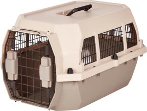 Amazon Basics Hard-Sided Dog and Ca...